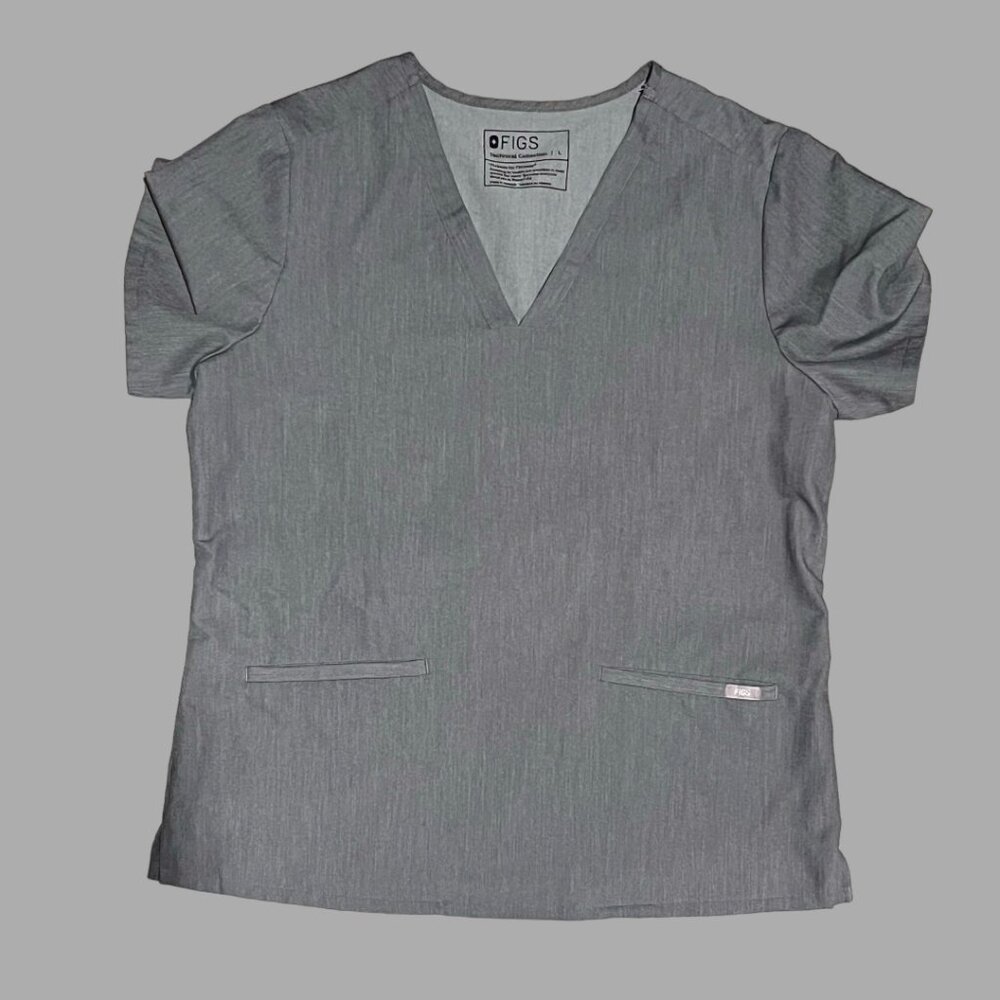 FIGS Casma Three Pocket Scrub Top. Lg